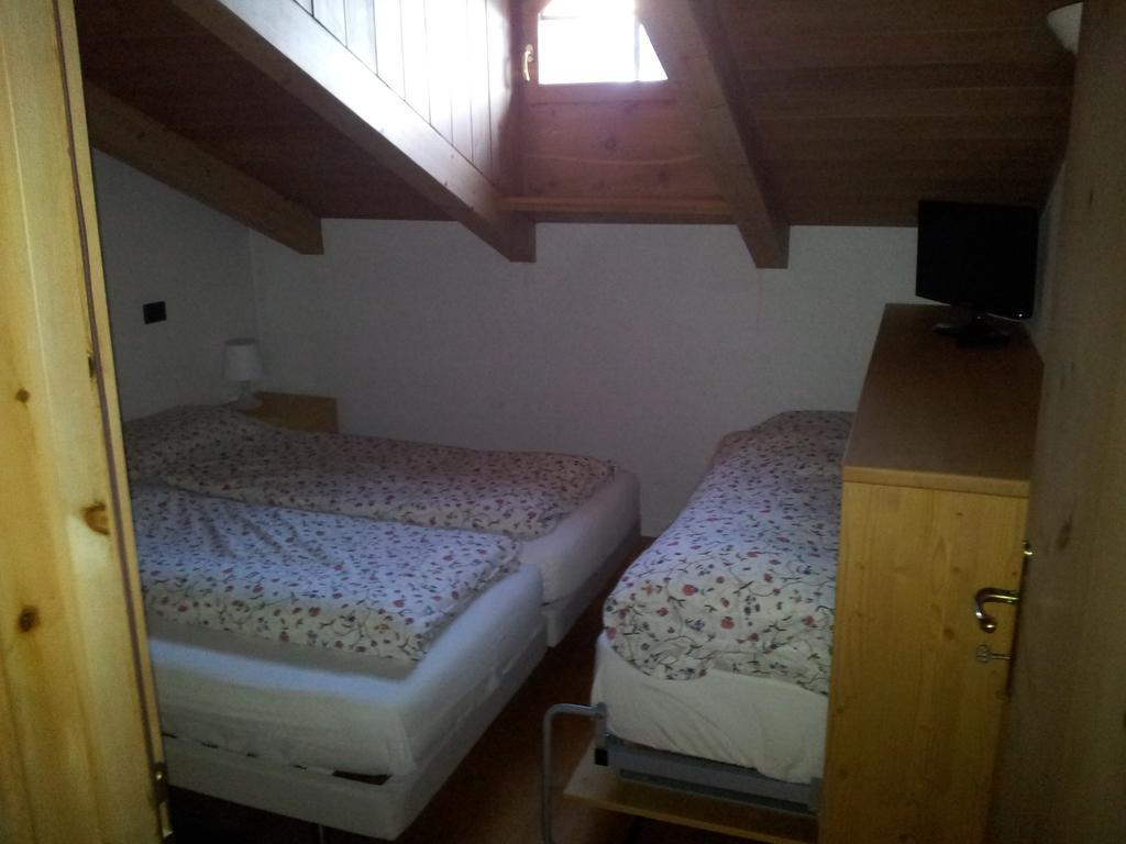 ليفينو Chalet Del Sole Per Gruppi الغرفة الصورة
