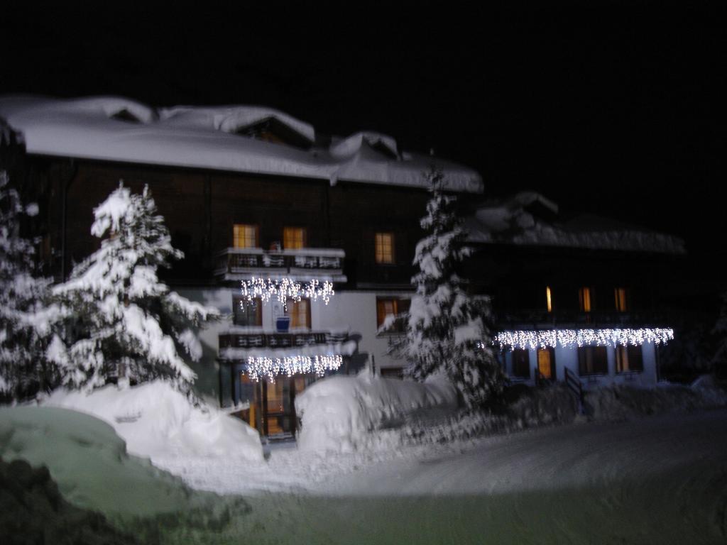 ليفينو Chalet Del Sole Per Gruppi المظهر الخارجي الصورة