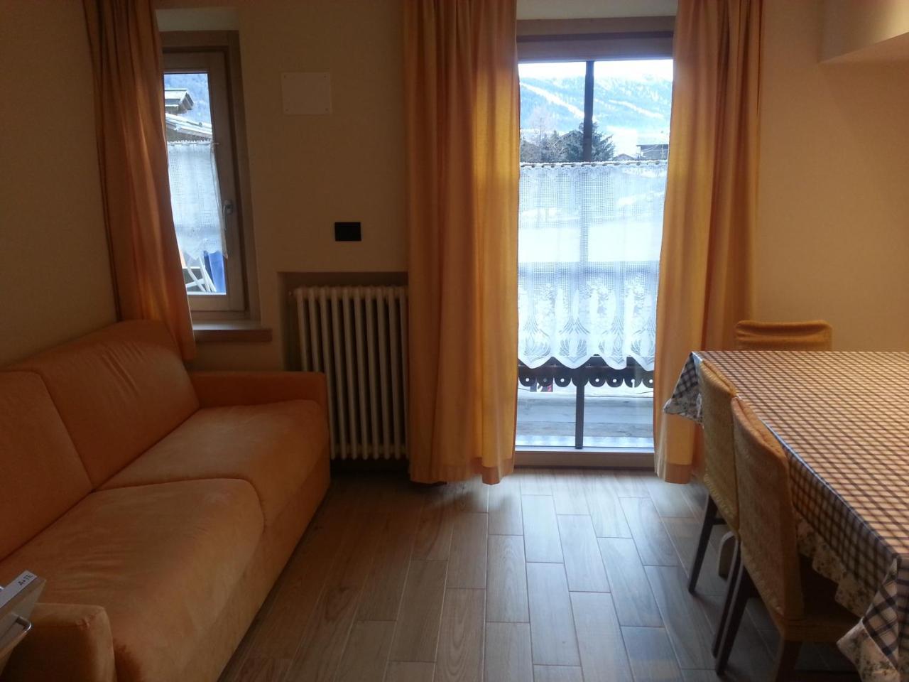 ليفينو Chalet Del Sole Per Gruppi المظهر الخارجي الصورة